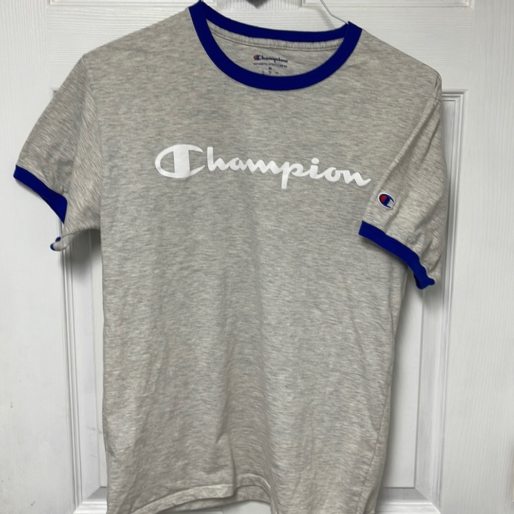 Champion t-shirt. Great condition.